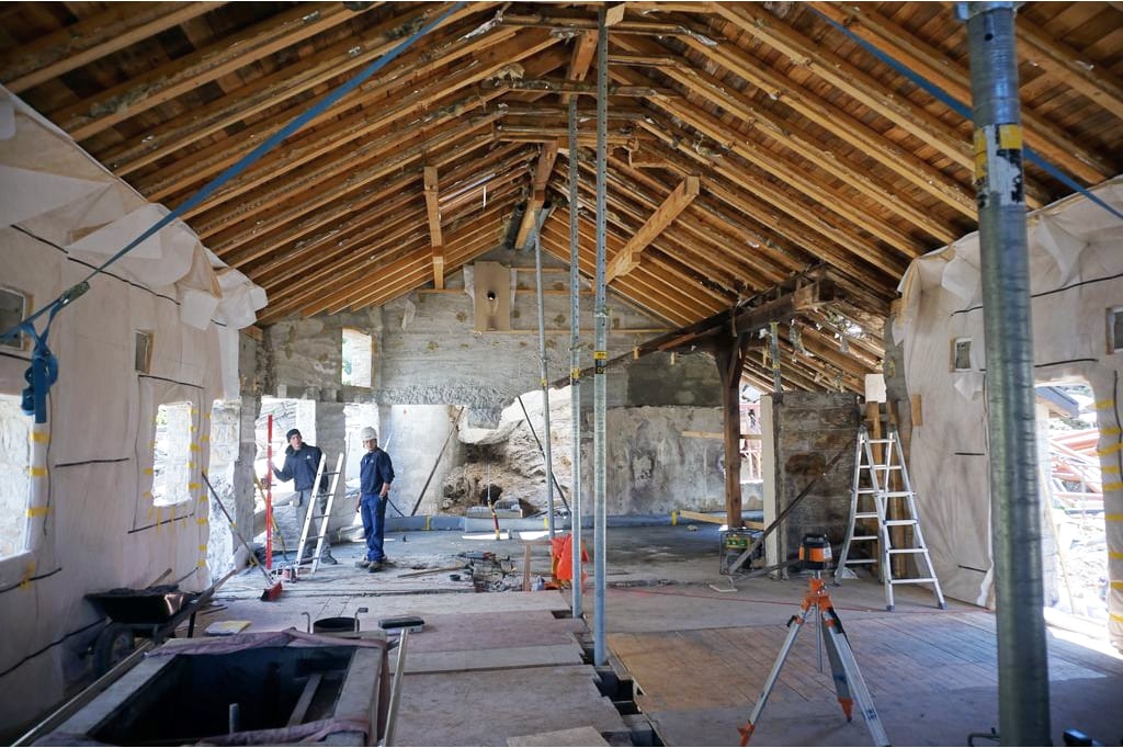 Alzamento del tetto.